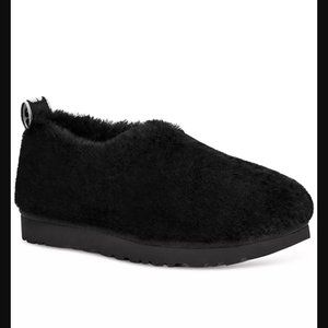 NEW UGG Classic Cozy Bootie Black 1131950 Slippers UggPlush